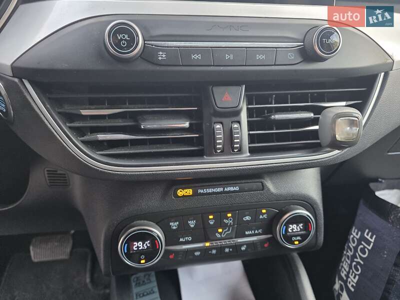 Универсал Ford Focus 2019 в Львове фото 49 Универсал Ford Focus 2019 в Львове
