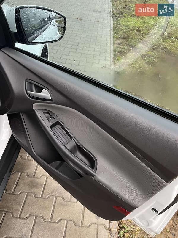 Седан Ford Focus 2013 в Ужгороде фото 9 Седан Ford Focus 2013 в Ужгороде