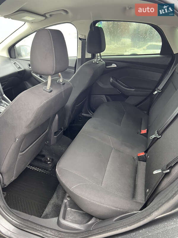 Хэтчбек Ford Focus 2016 в Киеве фото 9 Хэтчбек Ford Focus 2016 в Киеве