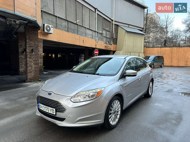 Хэтчбек Ford Focus 2012 в Одессе фото 3 Хэтчбек Ford Focus 2012 в Одессе