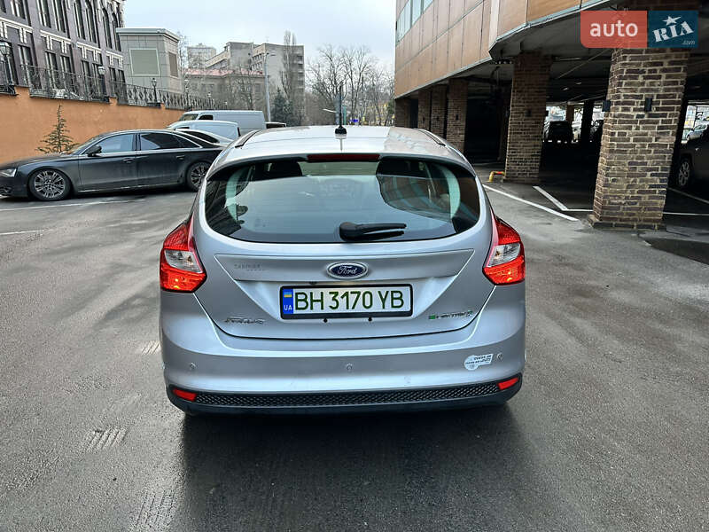 Хэтчбек Ford Focus 2012 в Одессе фото 7 Хэтчбек Ford Focus 2012 в Одессе