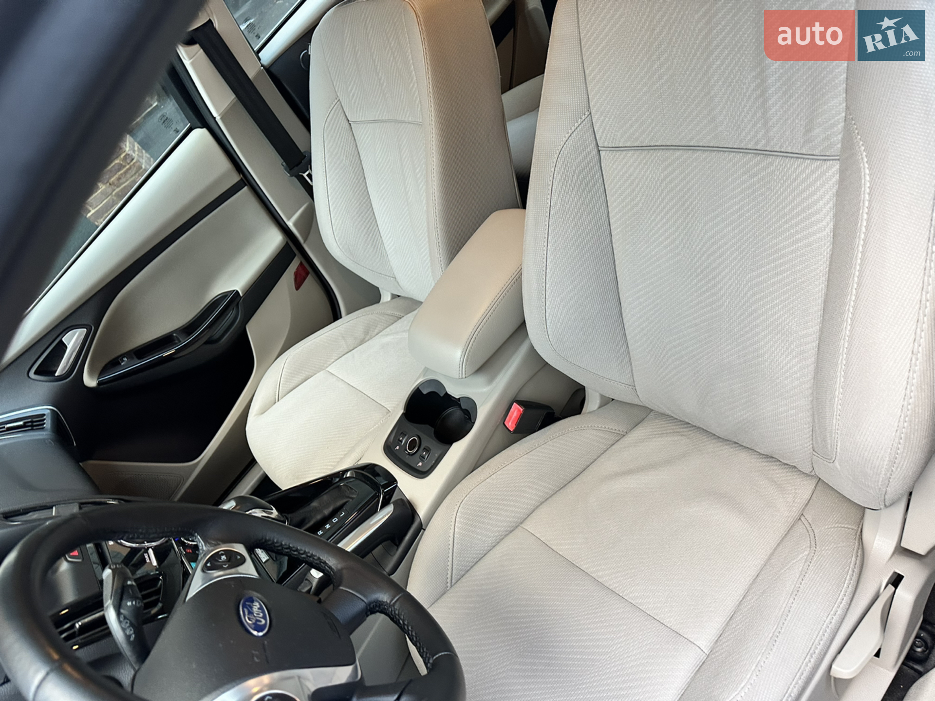 2012 Ford Focus - мініатюра 11