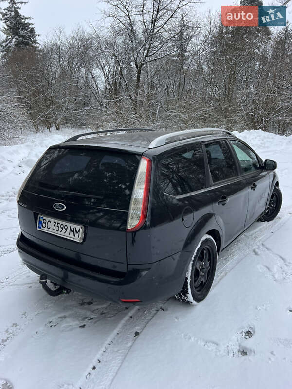 Универсал Ford Focus 2010 в Радехове
