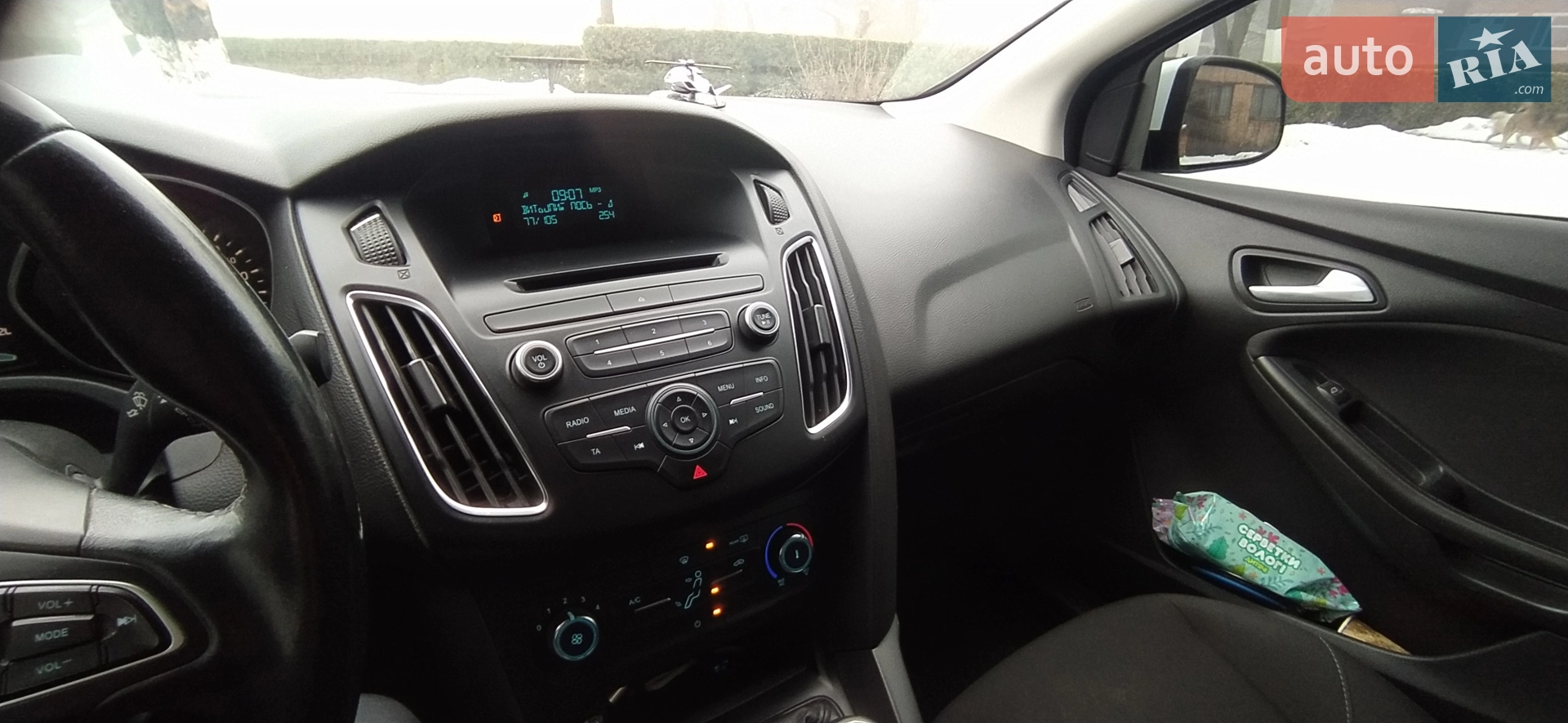 2017 Ford Focus - мініатюра 2