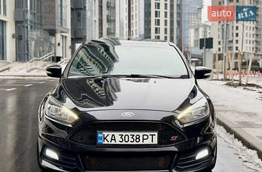 Хетчбек Ford Focus 2017 в Києві