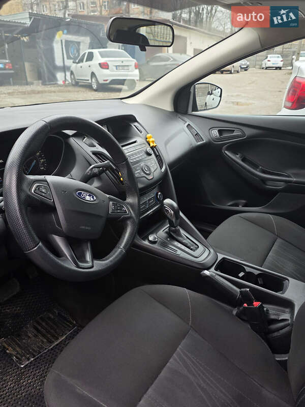 Седан Ford Focus 2017 в Днепре