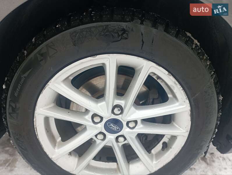 Седан Ford Focus 2016 в Киеве фото 9 Седан Ford Focus 2016 в Киеве