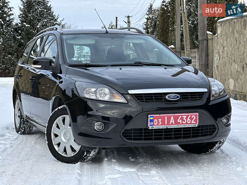 Универсал Ford Focus 2010 в Луцке фото Универсал Ford Focus 2010 в Луцке