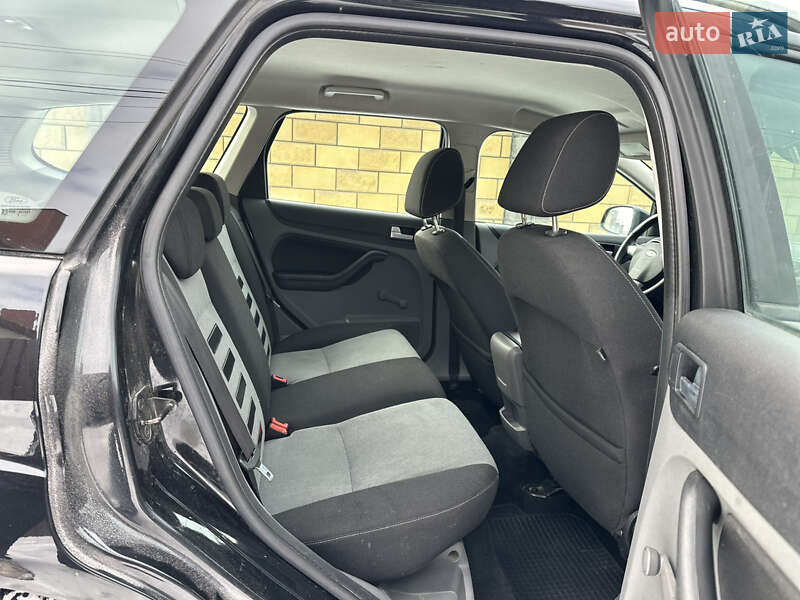 Универсал Ford Focus 2010 в Луцке фото 31 Универсал Ford Focus 2010 в Луцке