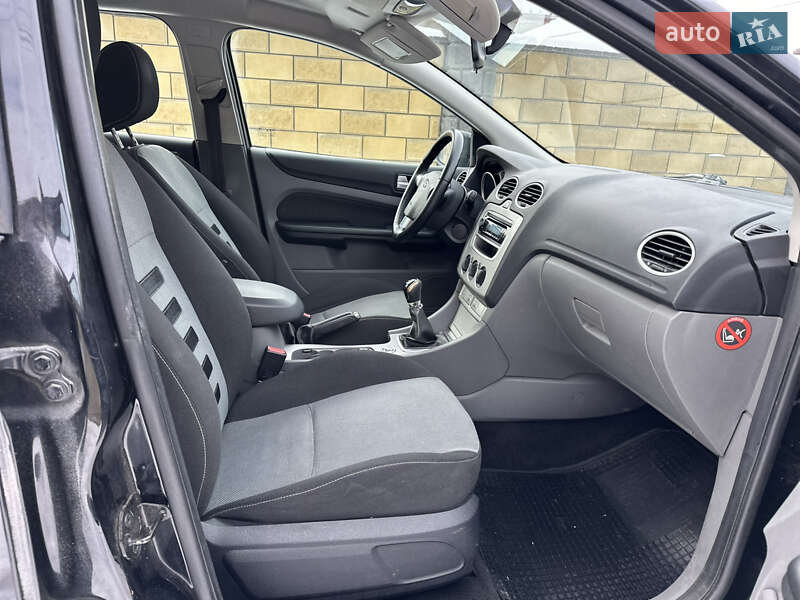 Универсал Ford Focus 2010 в Луцке фото 36 Универсал Ford Focus 2010 в Луцке