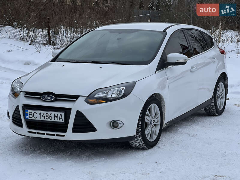 Хетчбек Ford Focus 2012 в Львові фото Хетчбек Ford Focus 2012 в Львові