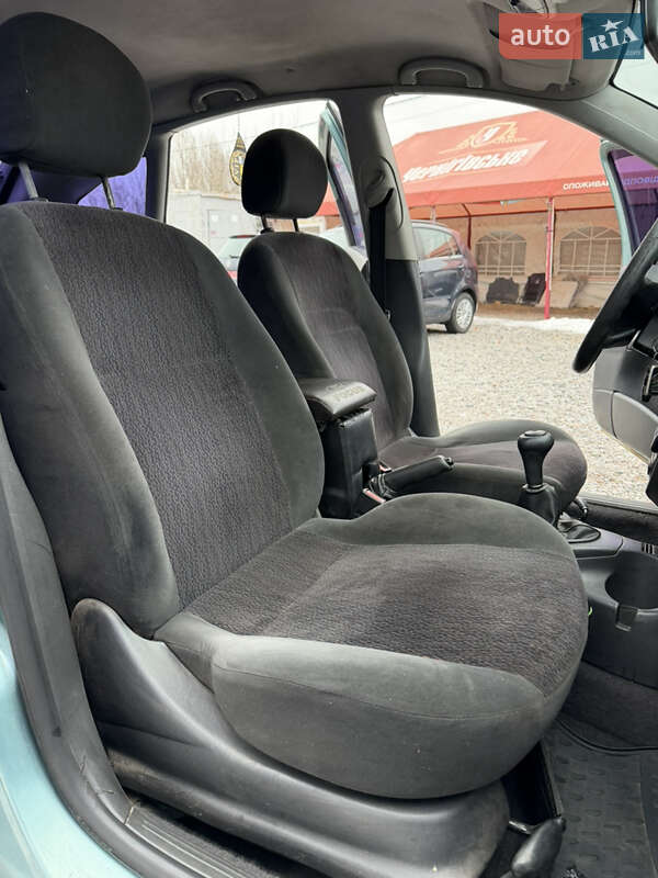 Хетчбек Ford Focus 2000 в Лубнах