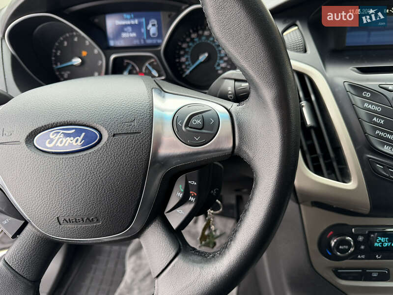 Седан Ford Focus 2011 в Виннице фото 46 Седан Ford Focus 2011 в Виннице