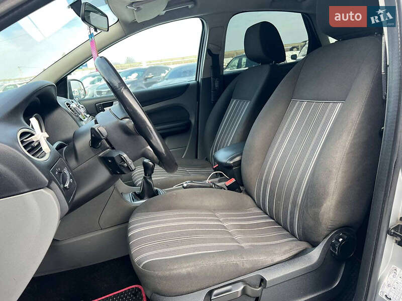 Седан Ford Focus 2008 в Львові фото 18 Седан Ford Focus 2008 в Львові