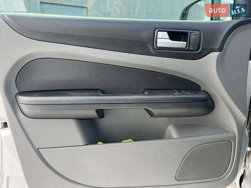 Седан Ford Focus 2008 в Львові фото 15 Седан Ford Focus 2008 в Львові
