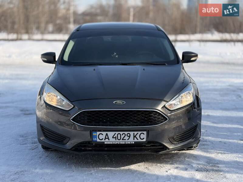 Седан Ford Focus 2017 в Киеве