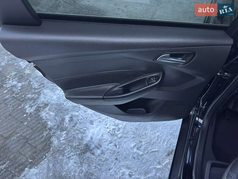 Хетчбек Ford Focus 2012 в Стрию фото 73 Хетчбек Ford Focus 2012 в Стрию