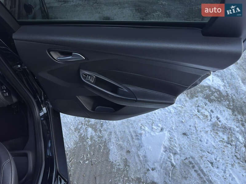 Хетчбек Ford Focus 2012 в Стрию фото 78 Хетчбек Ford Focus 2012 в Стрию