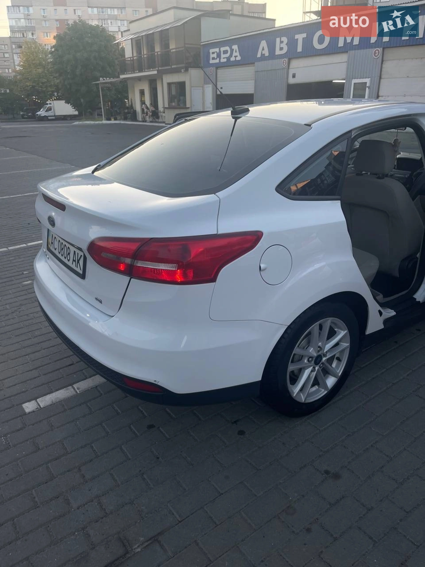 2018 Ford Focus - мініатюра 8