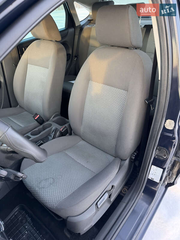 Хэтчбек Ford Focus 2007 в Летичеве фото 16 Хэтчбек Ford Focus 2007 в Летичеве
