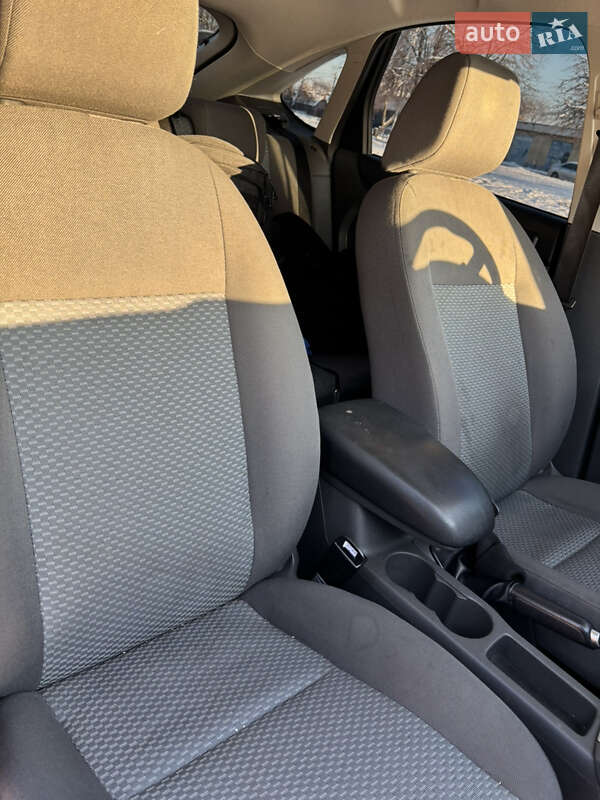 Хэтчбек Ford Focus 2007 в Полтаве