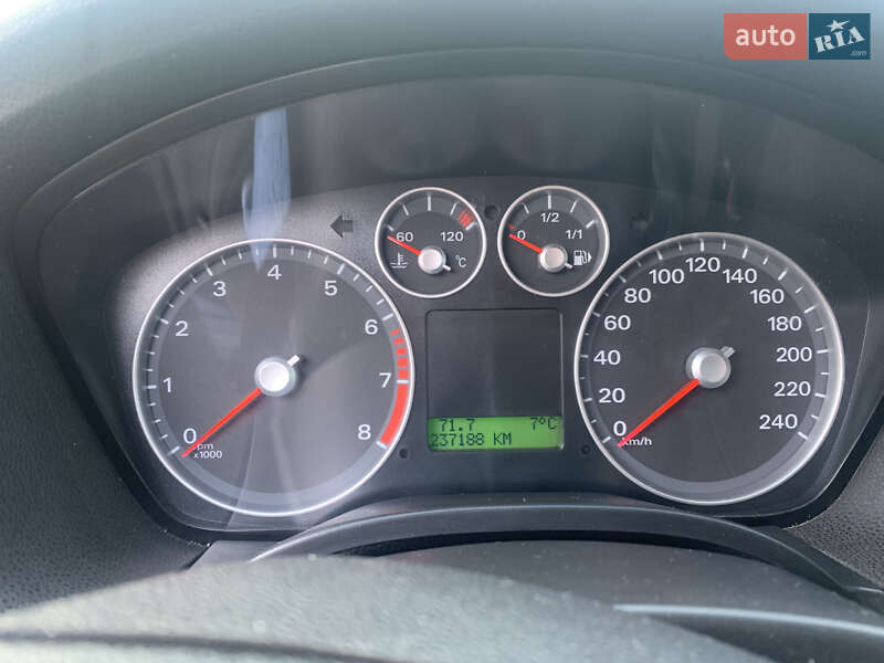 Хетчбек Ford Focus 2006 в Львові