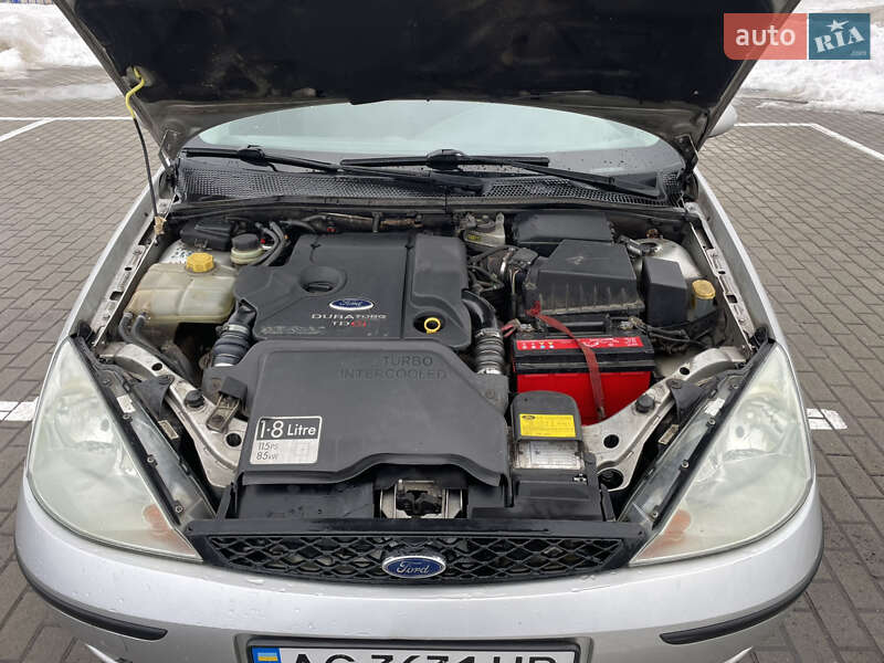 Універсал Ford Focus 2001 в Нововолинську