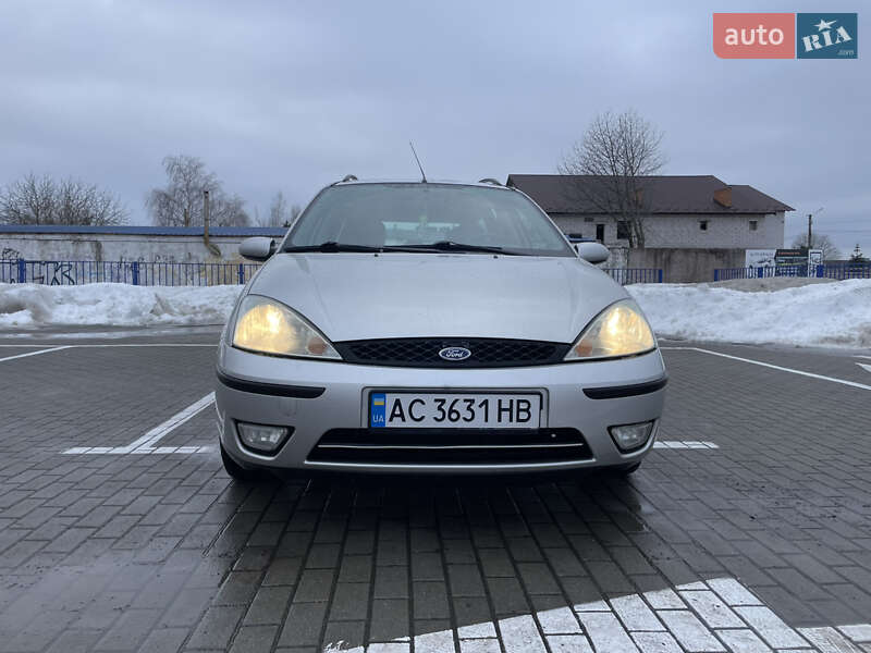 Універсал Ford Focus 2001 в Нововолинську