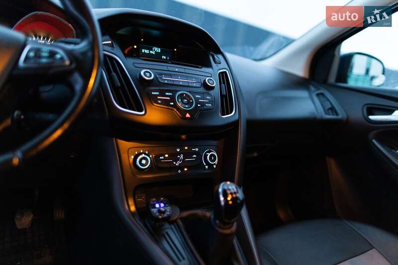 Хетчбек Ford Focus 2017 в Хмельницькому