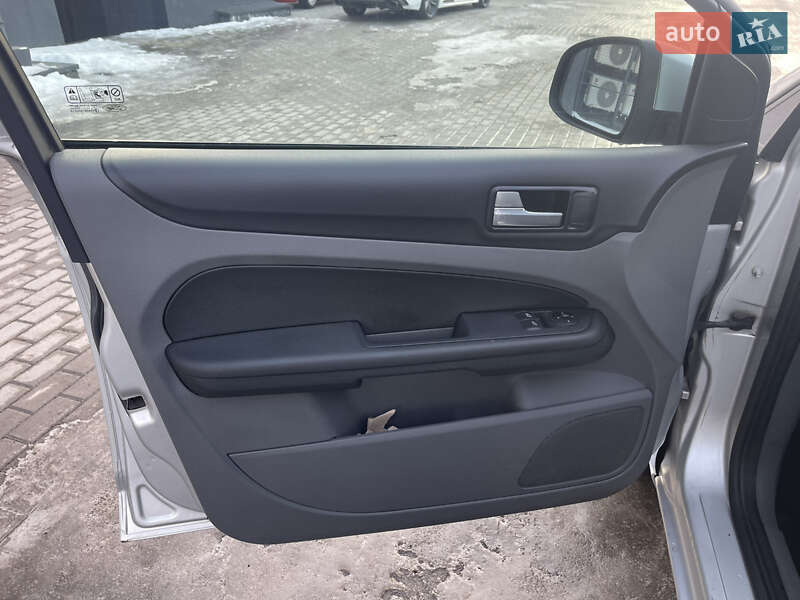 Універсал Ford Focus 2008 в Рівному