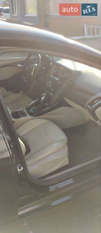 Хетчбек Ford Focus 2012 в Володимирі фото 16 Хетчбек Ford Focus 2012 в Володимирі