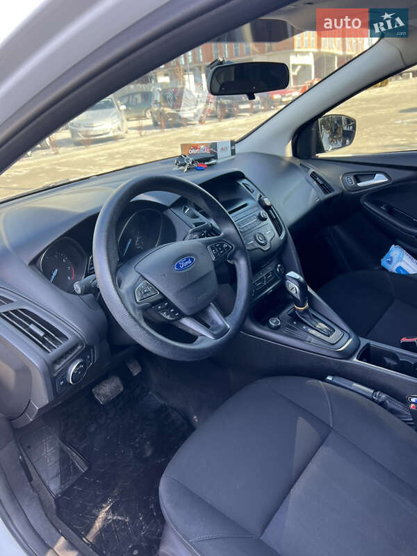 Хэтчбек Ford Focus 2015 в Львове фото 10 Хэтчбек Ford Focus 2015 в Львове