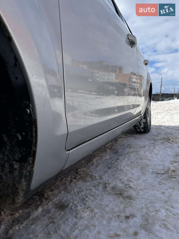 Хетчбек Ford Focus 2009 в Чернігові фото 8 Хетчбек Ford Focus 2009 в Чернігові