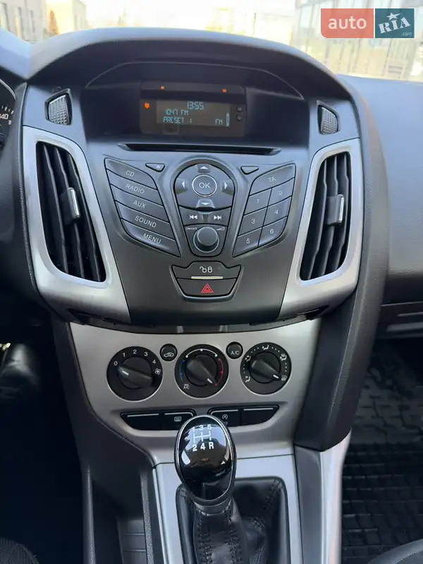 Ford Focus 2013 VIN WF0KXXGCBKDE37938 фото оголошення 6 з 52
