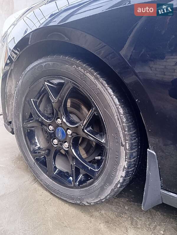 Седан Ford Focus 2014 в Новомосковську фото 16 Седан Ford Focus 2014 в Новомосковську