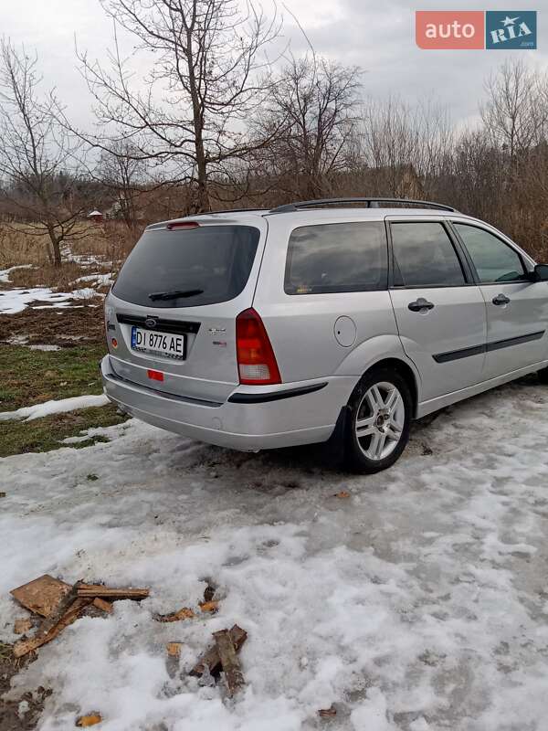 Универсал Ford Focus 2003 в Черновцах