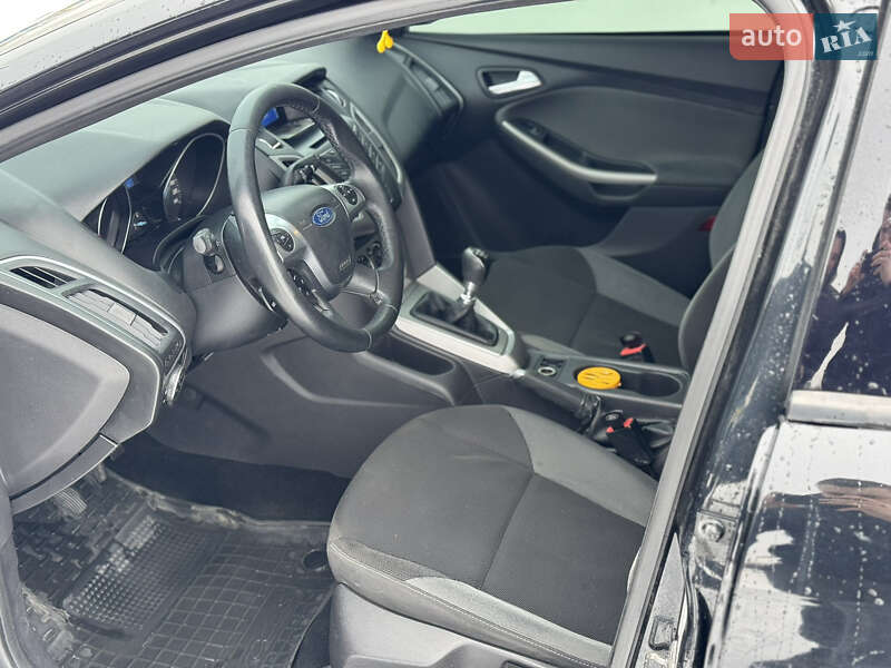 Хэтчбек Ford Focus 2012 в Шептицькому