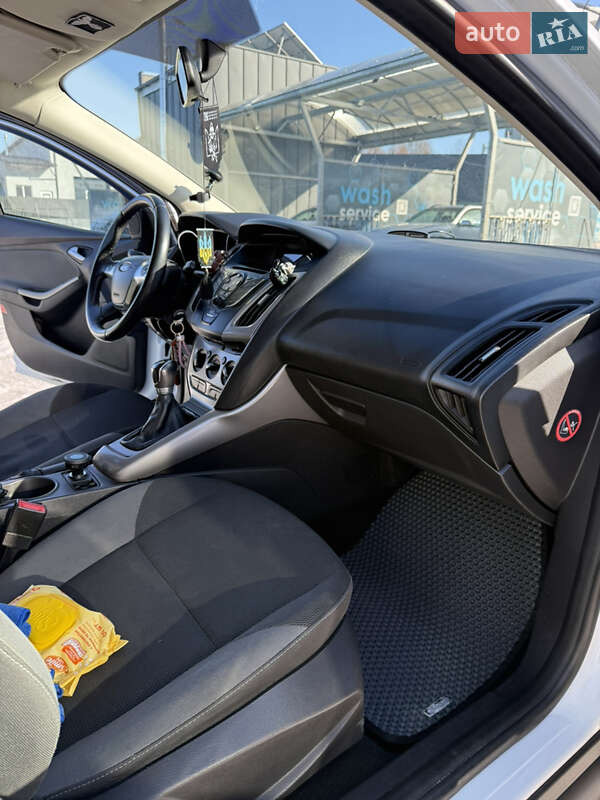 Хэтчбек Ford Focus 2013 в Фастове