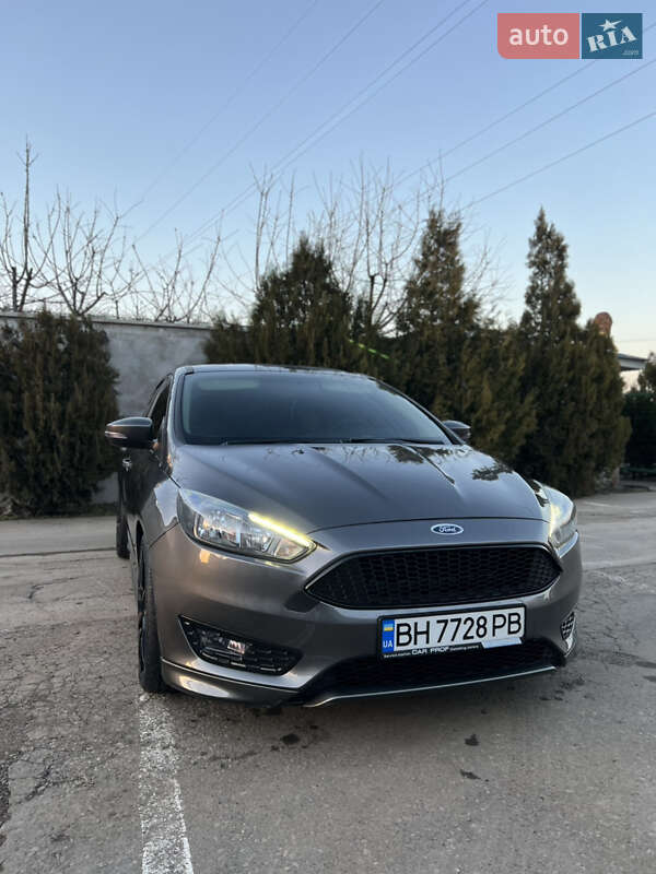Седан Ford Focus 2015 в Одессе