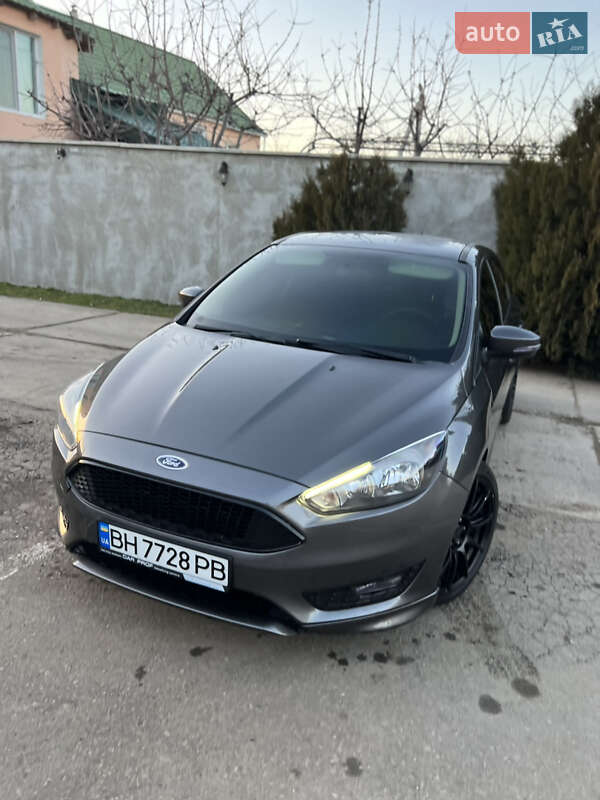Седан Ford Focus 2015 в Одессе