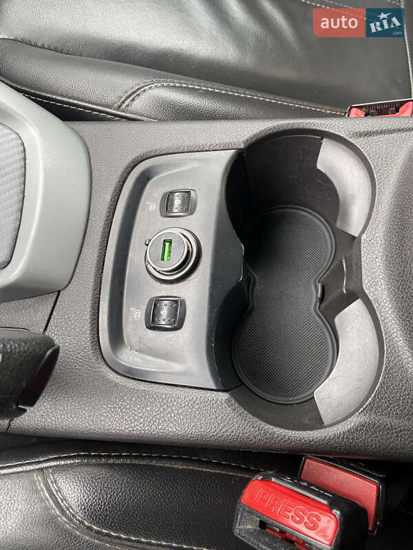 Седан Ford Focus 2013 в Вишневом