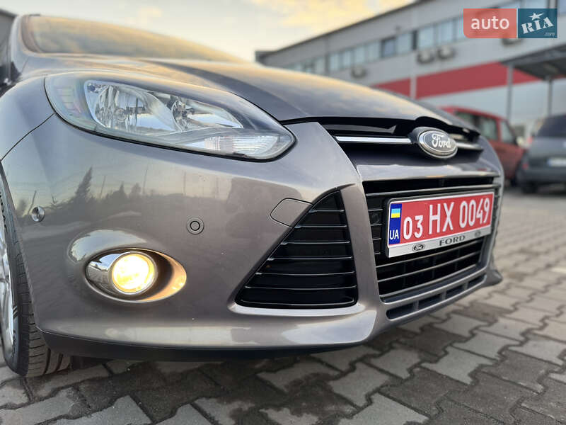 Универсал Ford Focus 2012 в Нововолынске