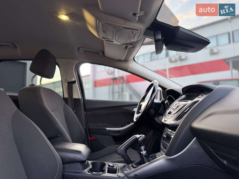 Универсал Ford Focus 2012 в Нововолынске