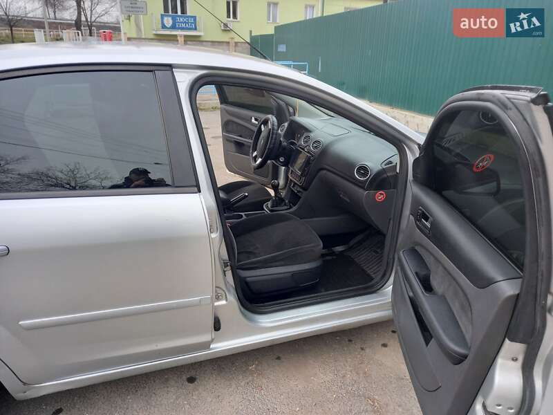 Хэтчбек Ford Focus 2007 в Измаиле фото 8 Хэтчбек Ford Focus 2007 в Измаиле