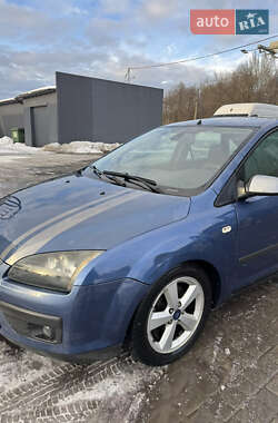 Хэтчбек Ford Focus 2005 в Львове