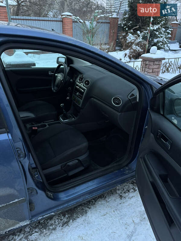 Хэтчбек Ford Focus 2005 в Львове