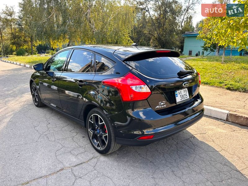 Хэтчбек Ford Focus 2012 в Запорожье