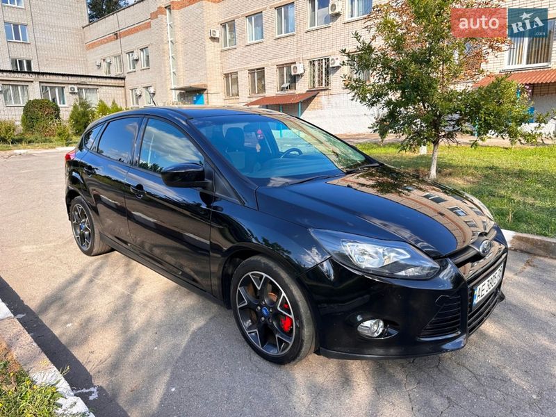 Хэтчбек Ford Focus 2012 в Запорожье