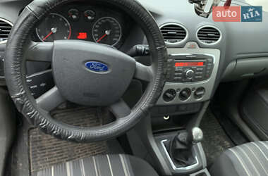Хэтчбек Ford Focus 2011 в Днепре