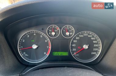 Хэтчбек Ford Focus 2007 в Львове